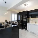 Black Diamond Daire Argostolion