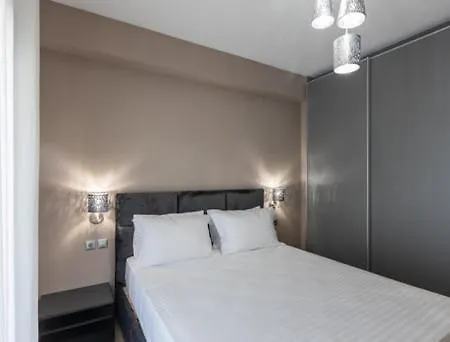 Black Diamond * Argostoli (Kefalonia)